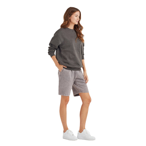 Vintage Shorts Zinc Color with model